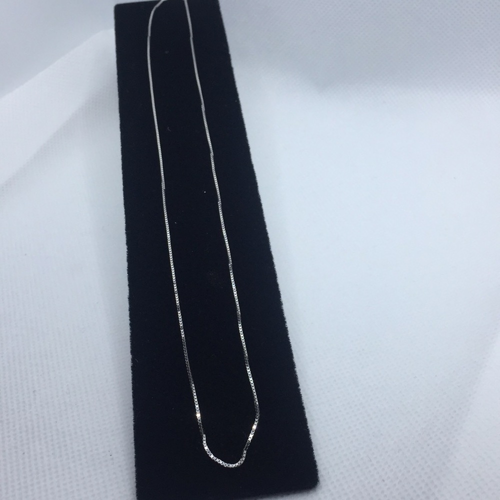 14KT WHITE GOLD CHAIN NWOT